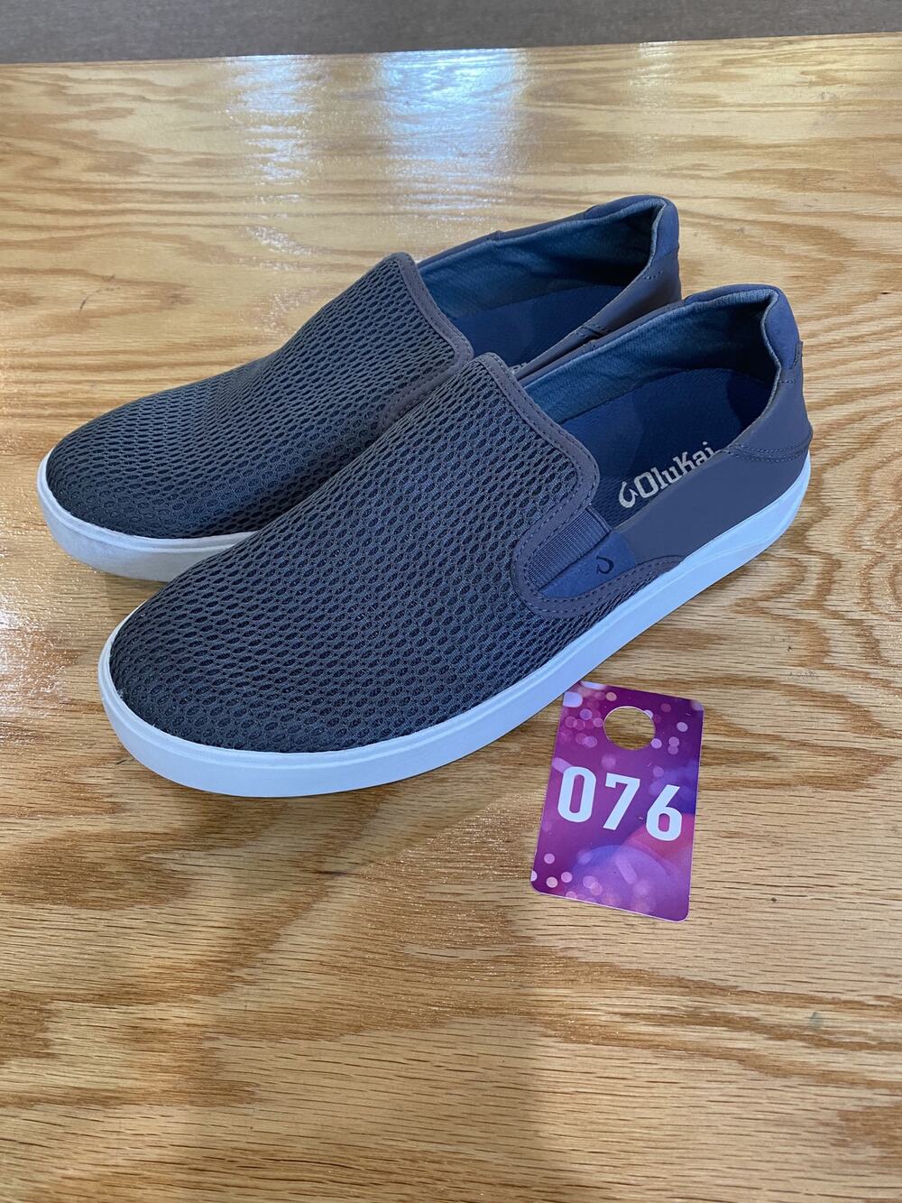 Olukai Lae'ahi Men's 8.5 M gray Mesh Slip On Low Top Round Toe Casual Sneakers